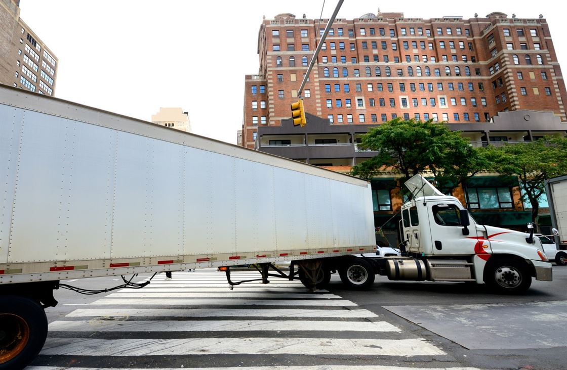 Rochester Wide-Turn Truck Accident Lawyers | Horn Wright, LLP